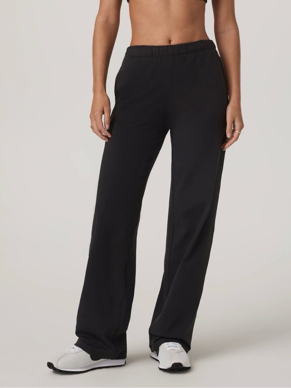 NWT Vuori Halo Modern Straight Leg Pants in Black sz XS
